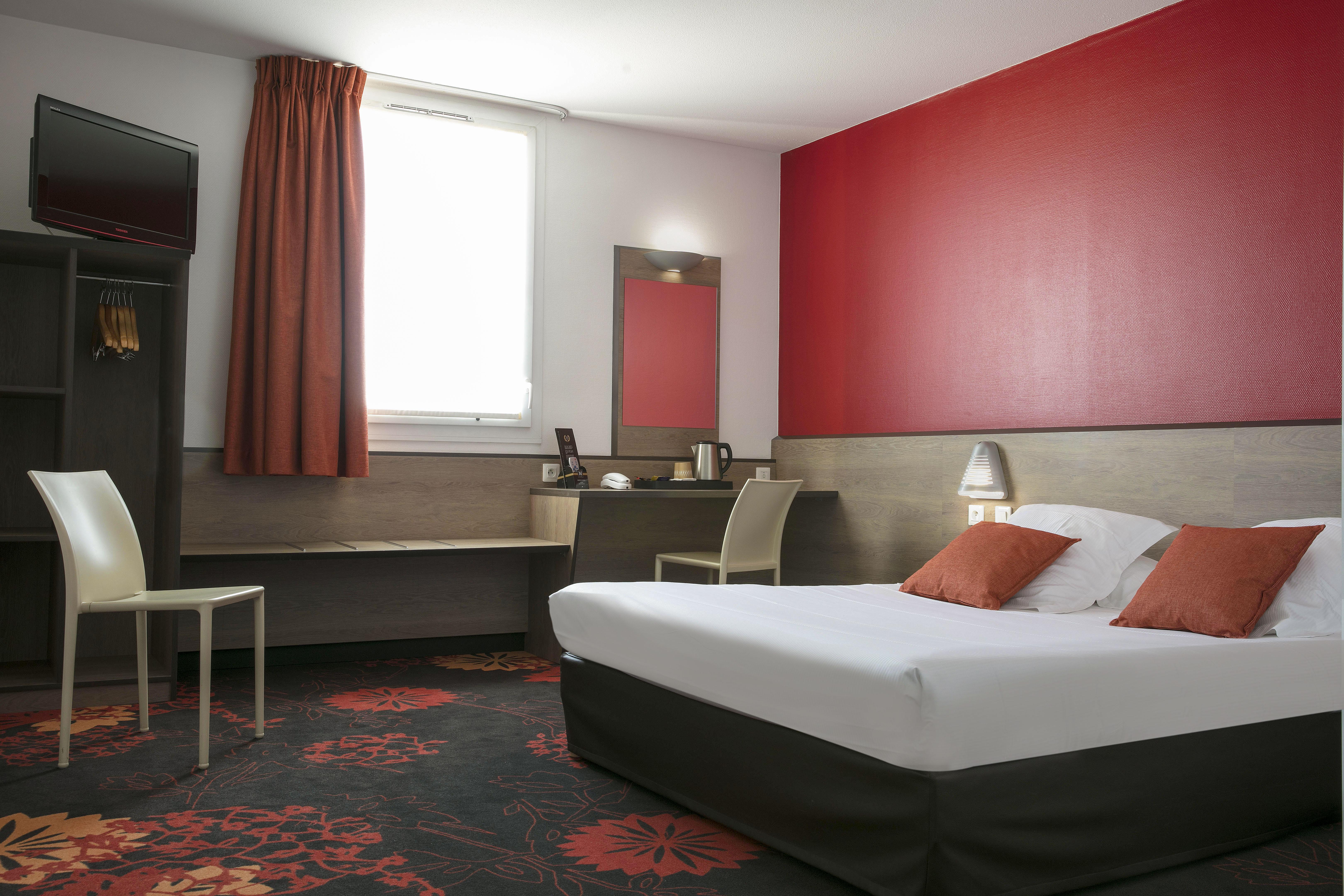 Hotel Clermont Estaing Экстерьер фото