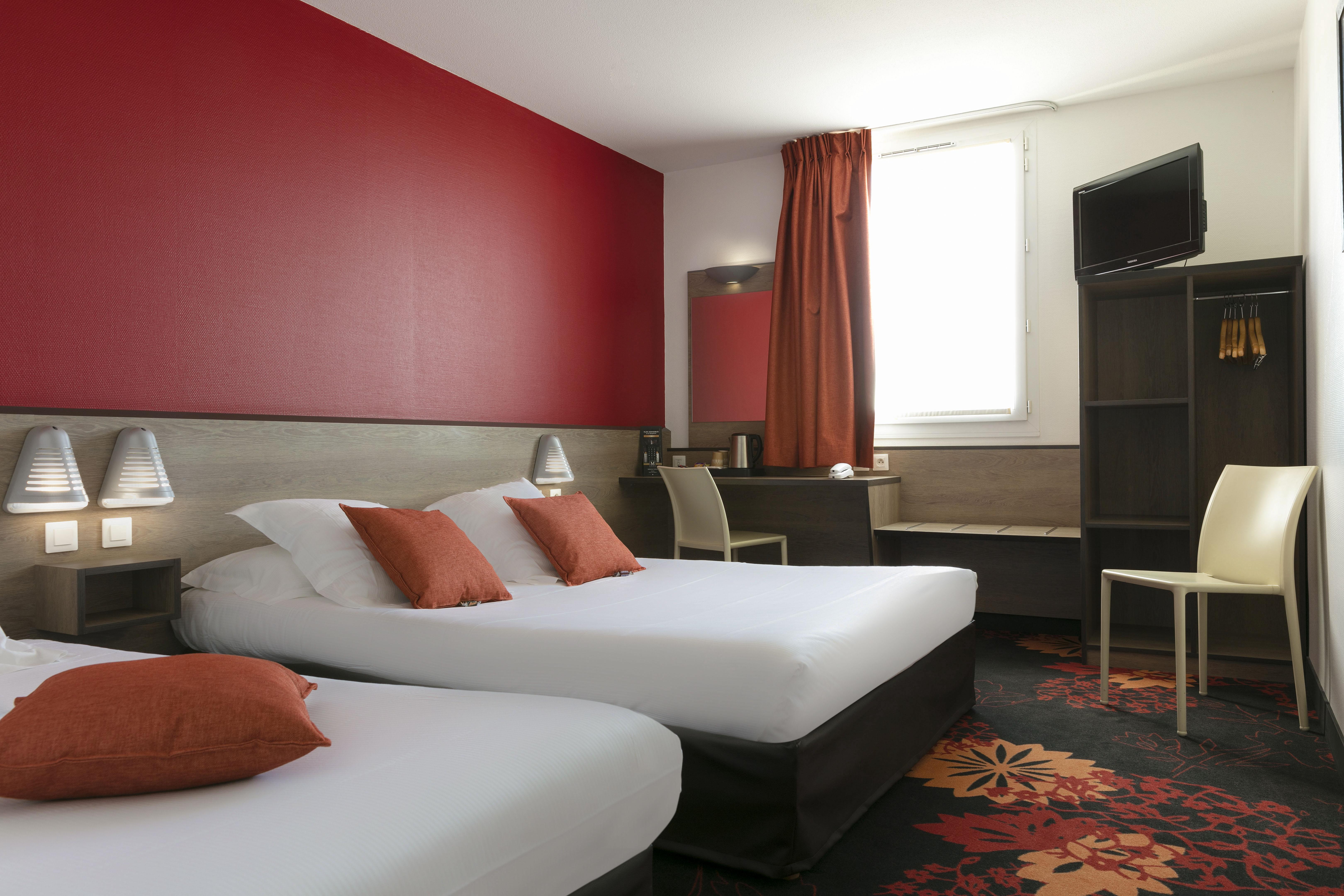 Hotel Clermont Estaing Экстерьер фото