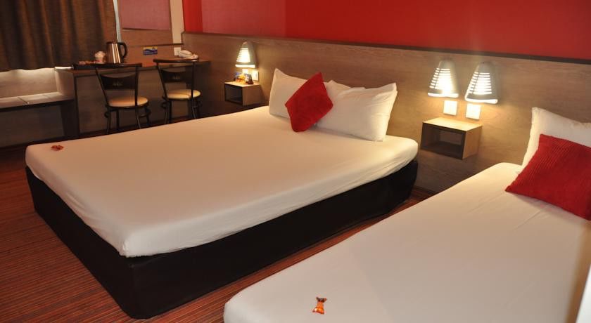 Hotel Clermont Estaing Экстерьер фото