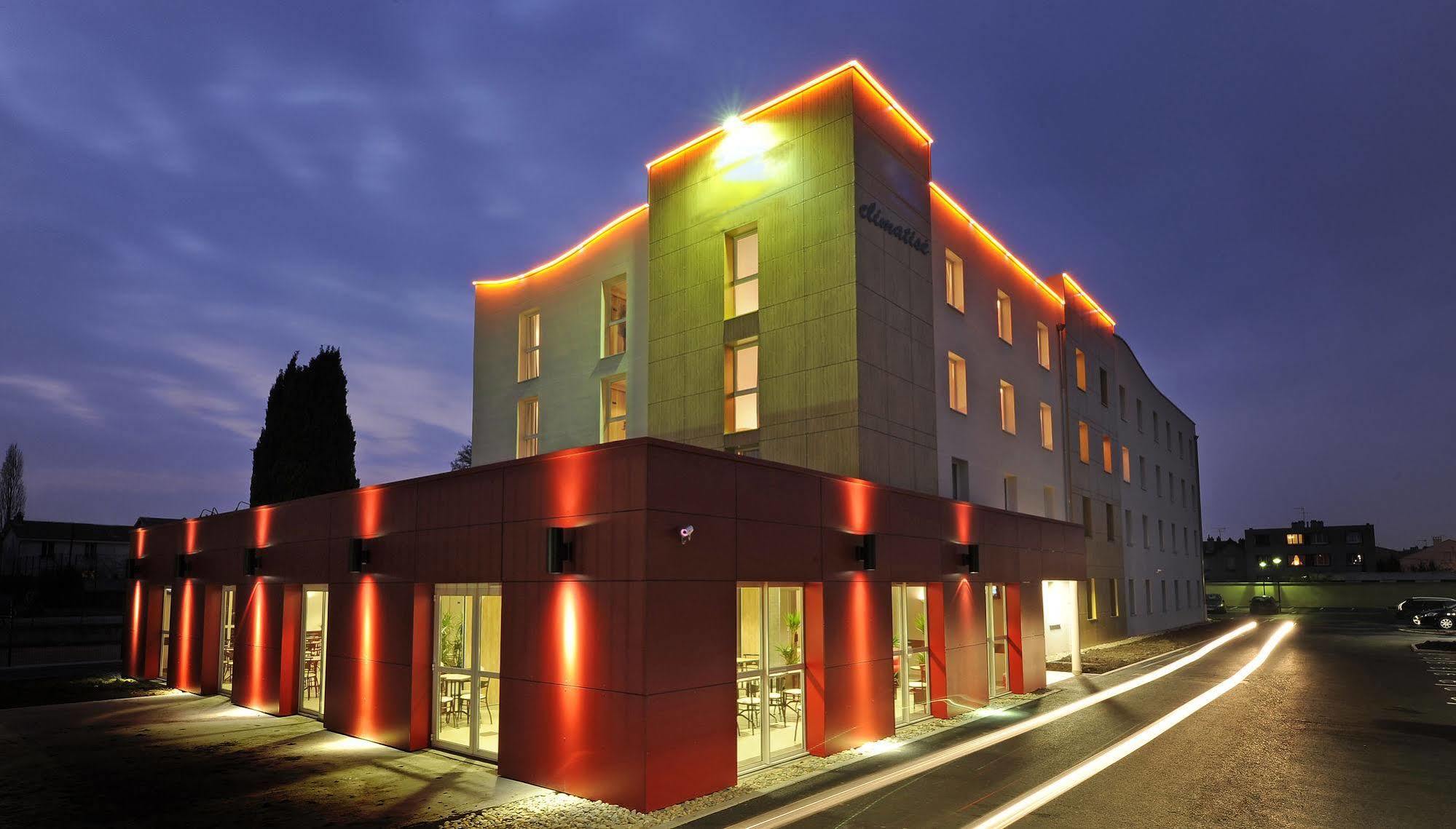 Hotel Clermont Estaing Экстерьер фото